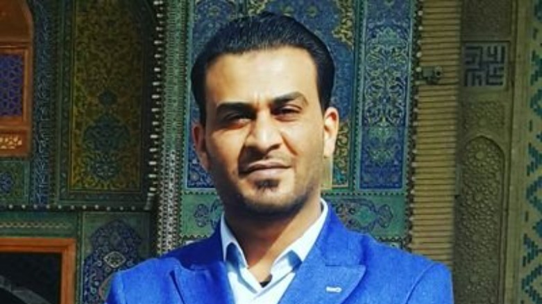 سيارة بدون لوحات تدهس الناشط العراقي علاء الشبلي في النجف